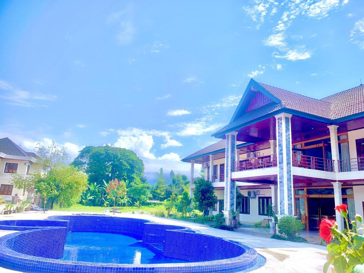 Garden Resort Vang Vieng Exteriör bild
